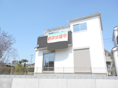 【外観】 | 上尾市(東大宮)　瓦葺　全2棟　1号棟　35坪 | 外観もきれいです。2990から2590万円に価格変更です。