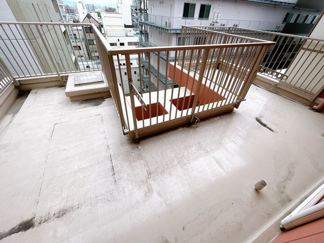 【バルコニー】 | クレールメゾン