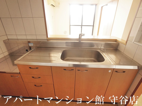 フレンドハウスのキッチン