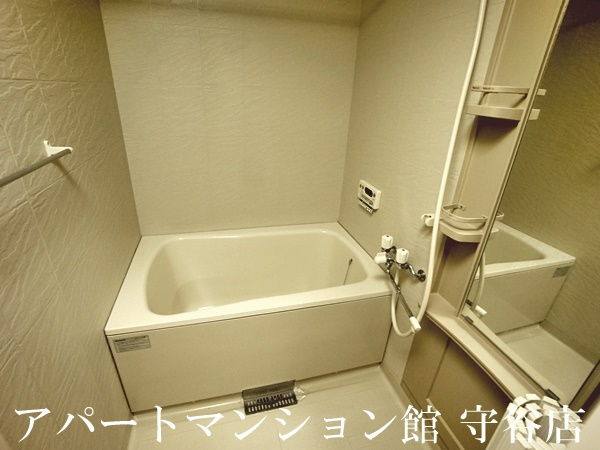 フレンドハウスの浴室