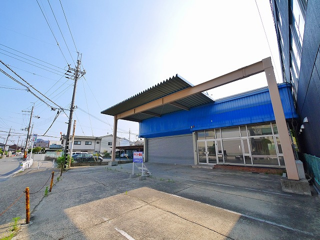生野事務所・倉庫の外観