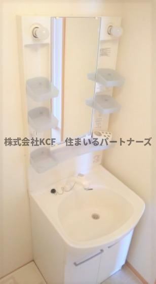 リーベンルーチェの独立洗面台|独立洗面台あり、毎朝おしゃれに忙しい女性の方におすすめです