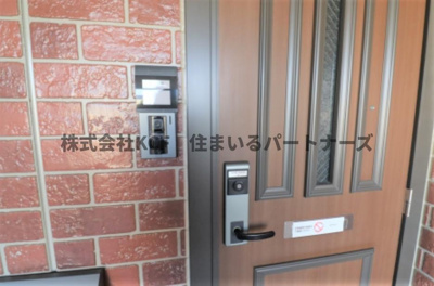 【玄関】 | メルベーユ・ドミールA棟 | きれいな玄関です