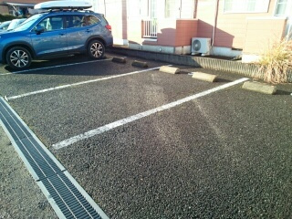 リファインドヴィラⅠの駐車場