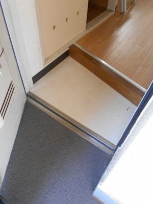 【玄関】 | タナベビル