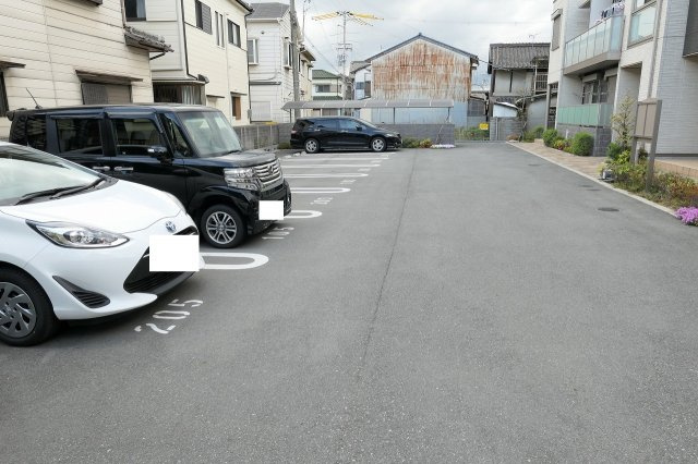 Profum Casagrandeの駐車場