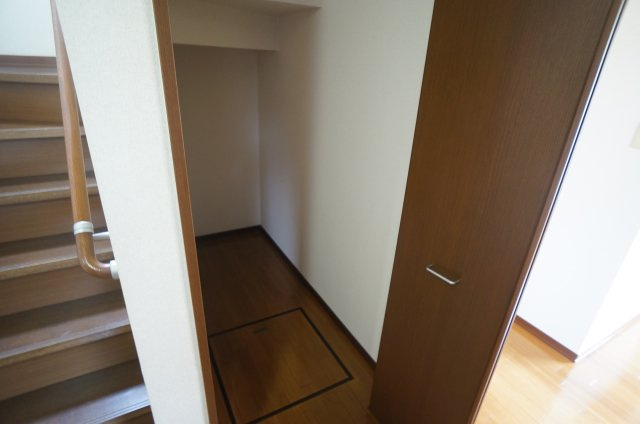 【エントランス】 | 北六甲台戸建４号