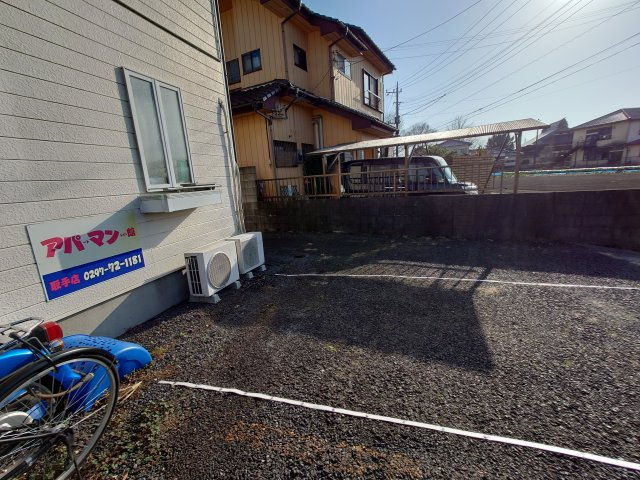 サンラフォーレ吉田の駐車場