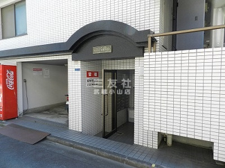【エントランス】