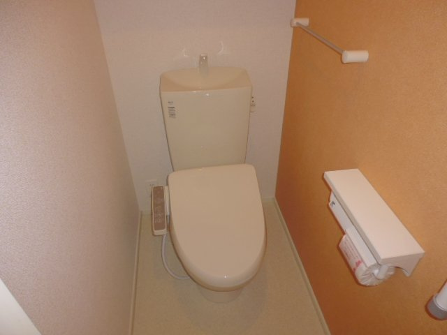 サンリットのぞみのトイレ|温水洗浄便座