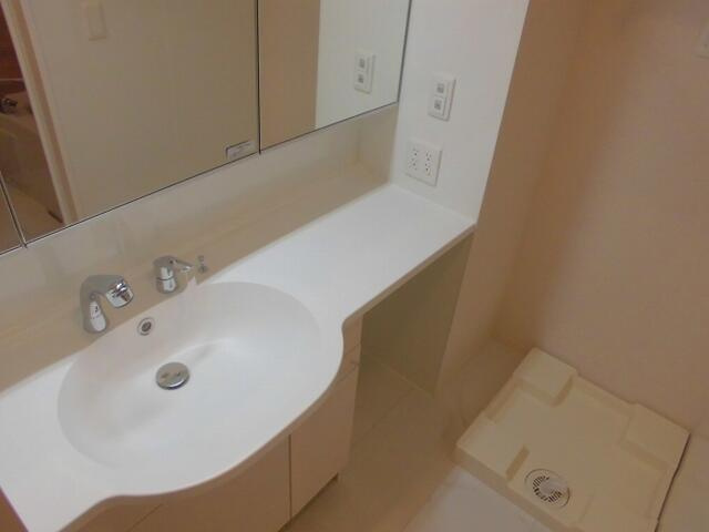 シダーテラスの洗面所