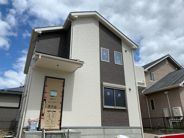 西宮市山口町上山口３丁目　新築戸建