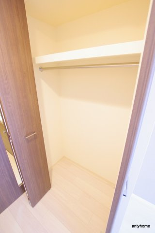 ララプレイス大阪福島ミラ　仲介手数料無料の収納