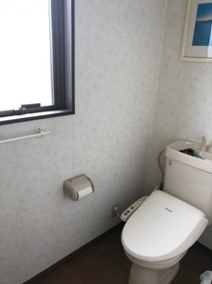 【洗面所】 | 貝平ビル２F3F | 各トイレに洗面台御座います。