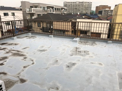 【バルコニー】 | 貝平ビル２F3F | ３Ｆからの広々としたルーフテラスです。