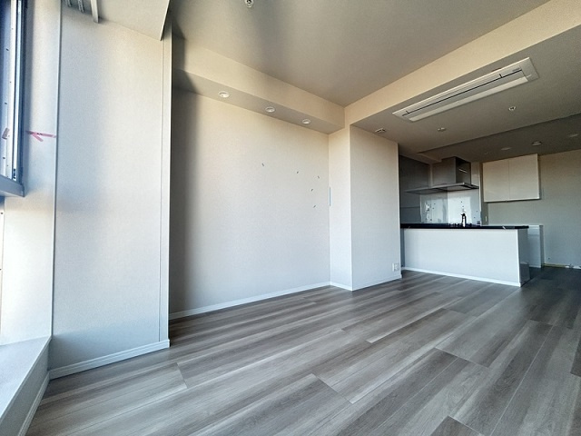 台東区池之端２丁目の賃貸マンションの居間・リビング