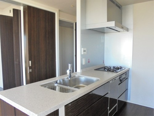 台東区池之端２丁目の賃貸マンションのキッチン|同反転タイプ参照