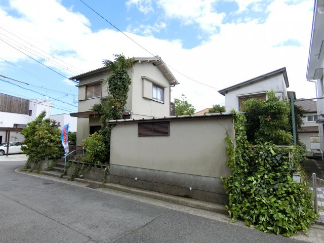 神戸市垂水区南多聞台６丁目　土地の前面道路含む現地写真