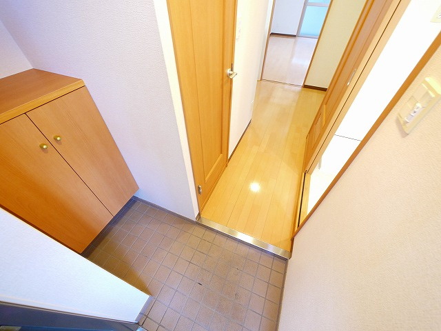 アイリスハイツ8号館の玄関|玄関です