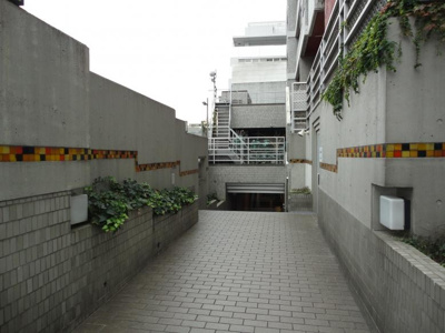 【エントランス】 | インペリアル六本木