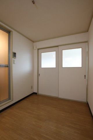 【居間・リビング】 | タツミハイツ