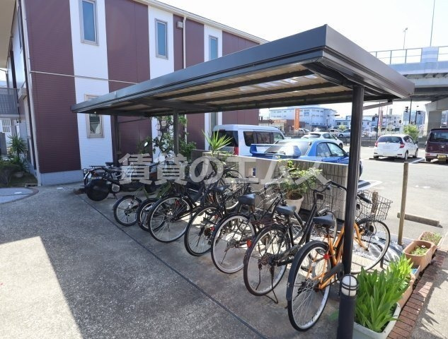 【その他共用部分】 | 廣田板付６　Ｂ棟 | 廣田板付６　Ｂ棟の駐輪場