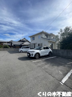 【駐車場】 | ボン・ヴォヤージュⅡ | 駐車場完備です