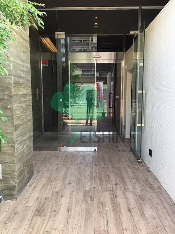 modern palazzo天神北(モダンパラッツォ天神北)のエントランス