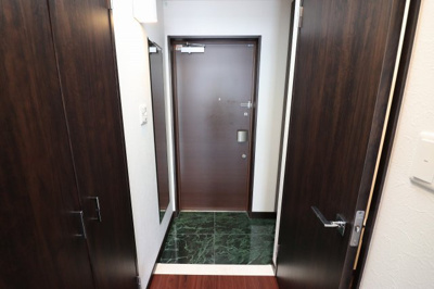 【玄関】 | プレジオ城東中央