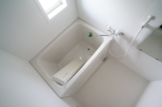 パールシティの浴室|参考、同建物・同間取りの号室