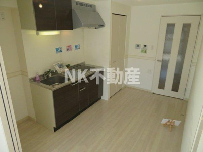 【居間・リビング】 | グランコートヒグチ（八戸ノ里賃貸） | ダイニングです