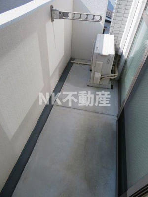 【バルコニー】 | グランコートヒグチ（八戸ノ里賃貸） | お洗濯にも便利なバルコニー付き