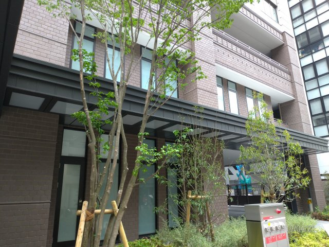 【エントランス】