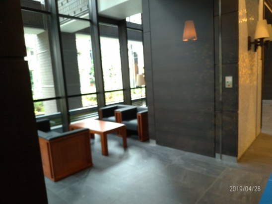 【エントランス】