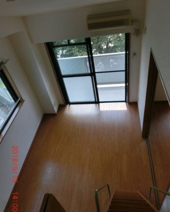 【居間・リビング】