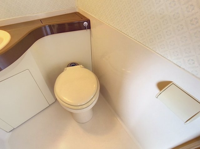 西口朝日マンションのトイレ