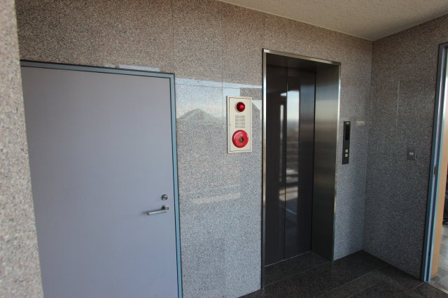 エスポワールⅡ番館のその他共用部分|エレベーター