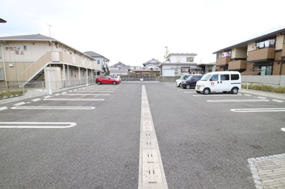 【駐車場】 | グランレーヴ弐番館