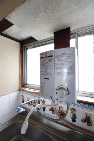 【設備】 | Re-Home菩提町 | 湯沸し器