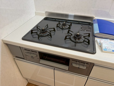 【浴室】 | アンジェロ ヴィラ | 追い焚き機能・浴室乾燥機＆物干しバー付きバスルーム！外に干せないお洗濯物もすっきり乾きます♪