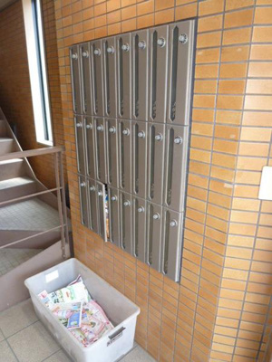 【エントランス】 | ラパン | 集合ポスト