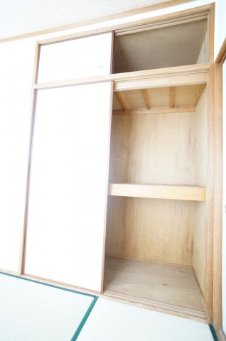 福山ハイツの収納