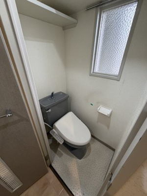 【トイレ】 | SHRIKE96（シュライク96） | 写真はリフォーム前の状態です（2025年12月30日撮影）