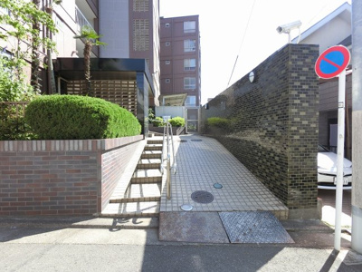 【その他共用部分】 | 田園調布コーポラス | エントランスアプローチ