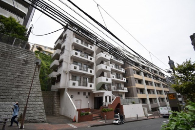 【外観】 | 藤和横浜台町コープ | 最上階・三方角部屋につき採光・通風良好！