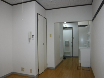 【洋室】 | メゾン・ド・フルール