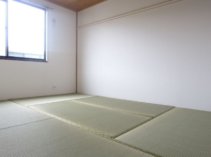 【寝室】 | サンガーデンやなが西Ａ