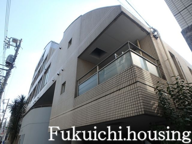 イーストウイングアネックス