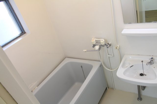 アルカコンネ成富の浴室