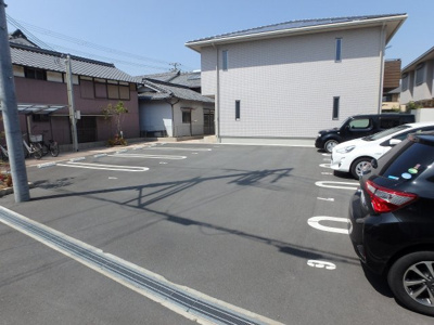 【駐車場】 | ヴィヴァーチェ